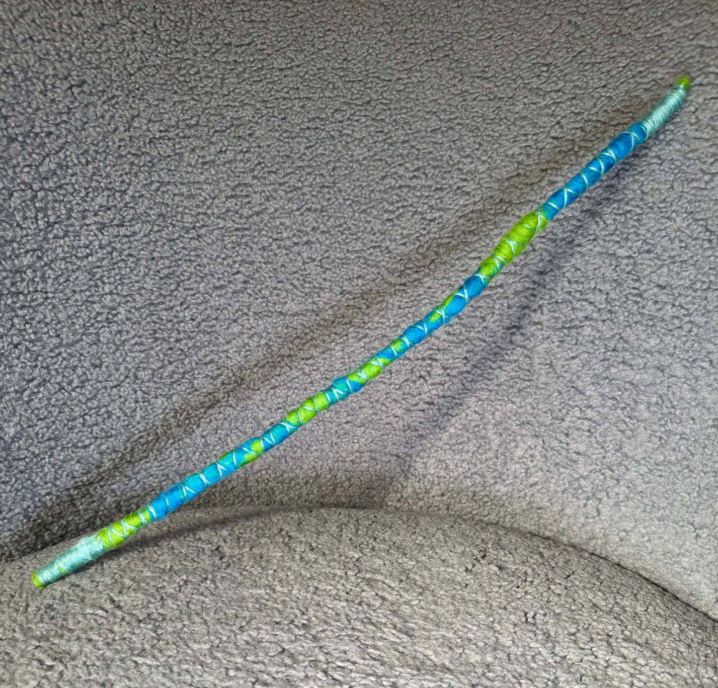 Dreadlock Spiral Tie - Green Blue