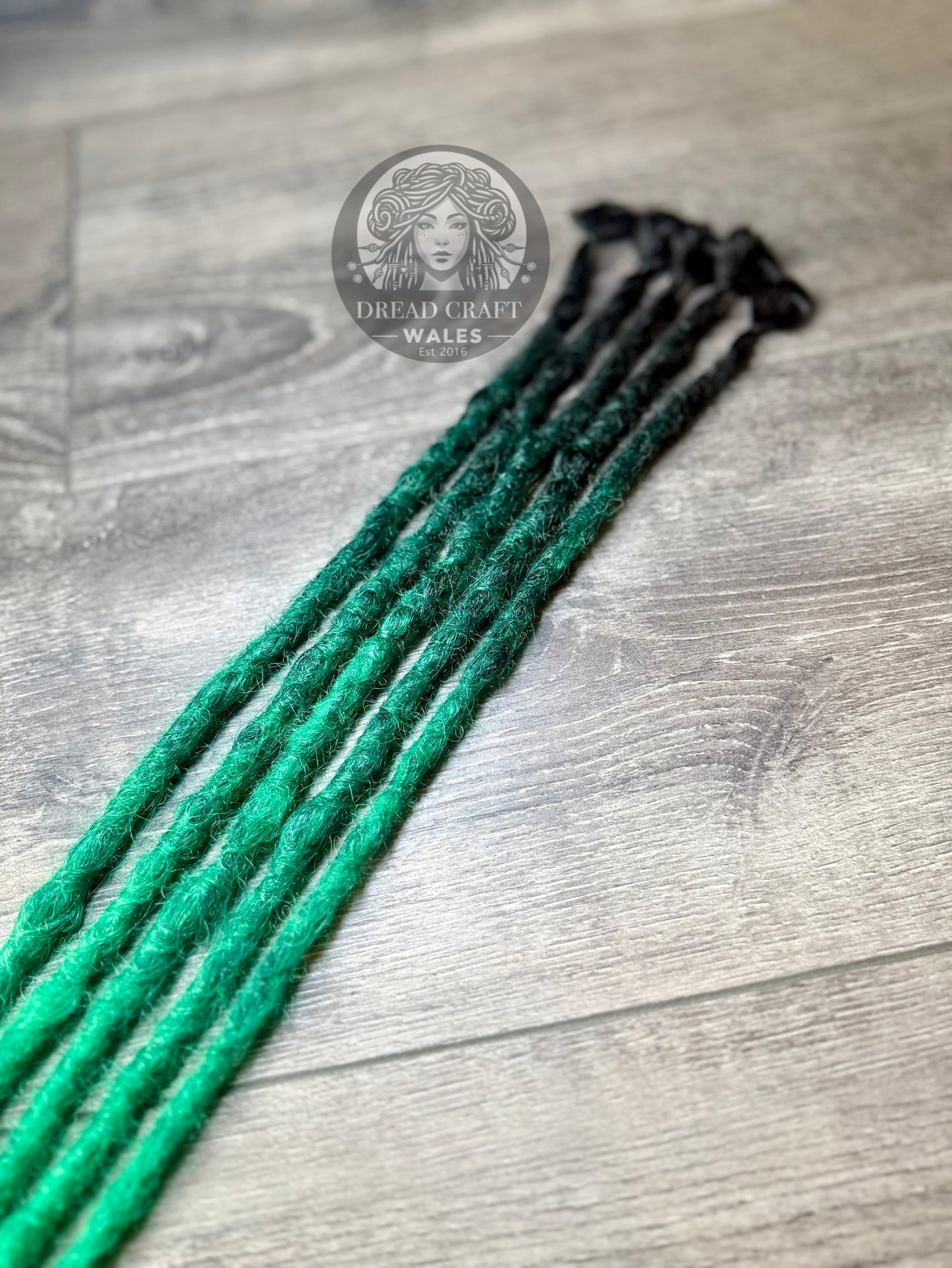 Emerald Fade SE Dreadlock Extensions - 5 Pack