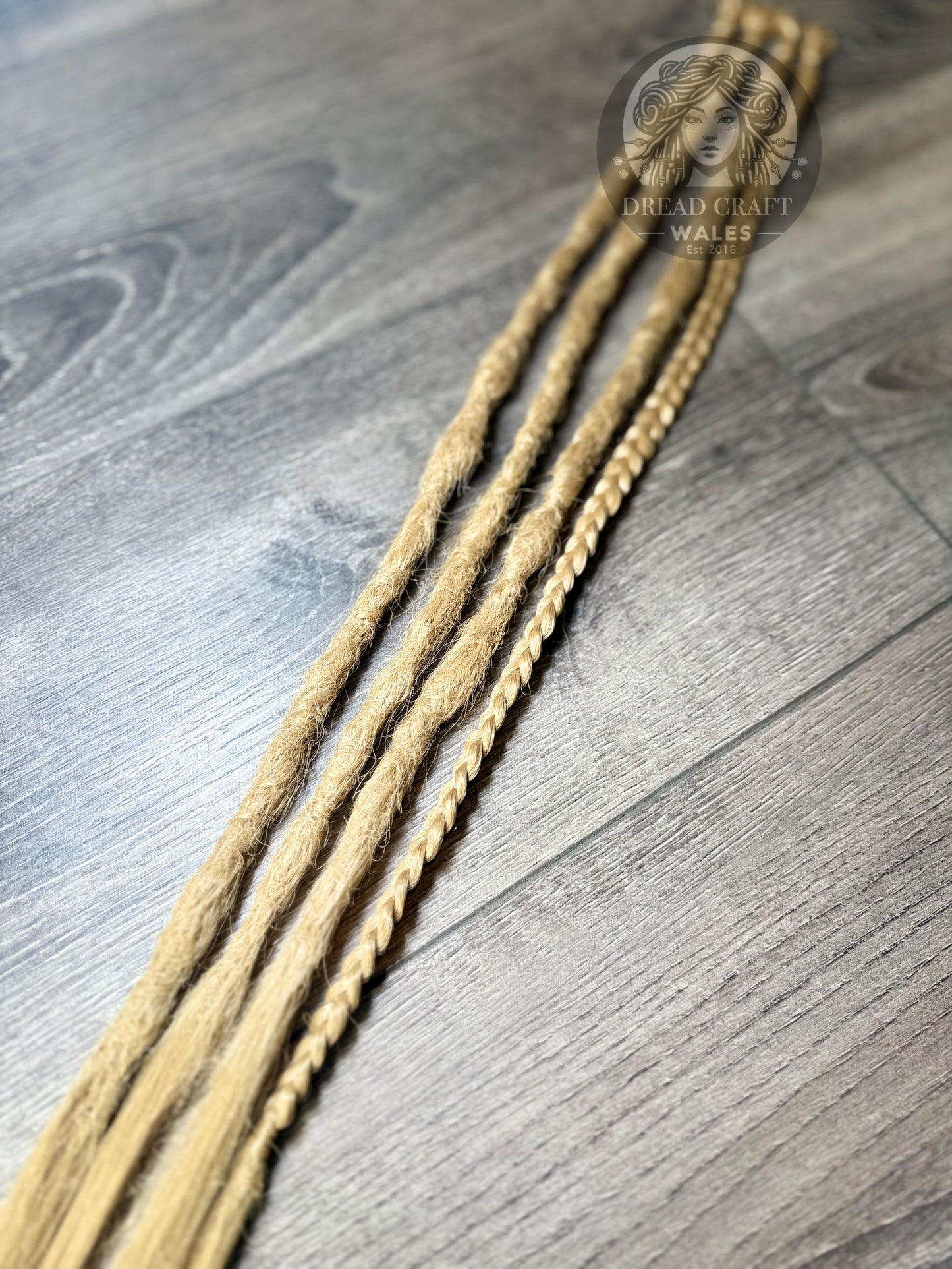 Honey Wheat SE Dreadlock Extensions - Pack of 4