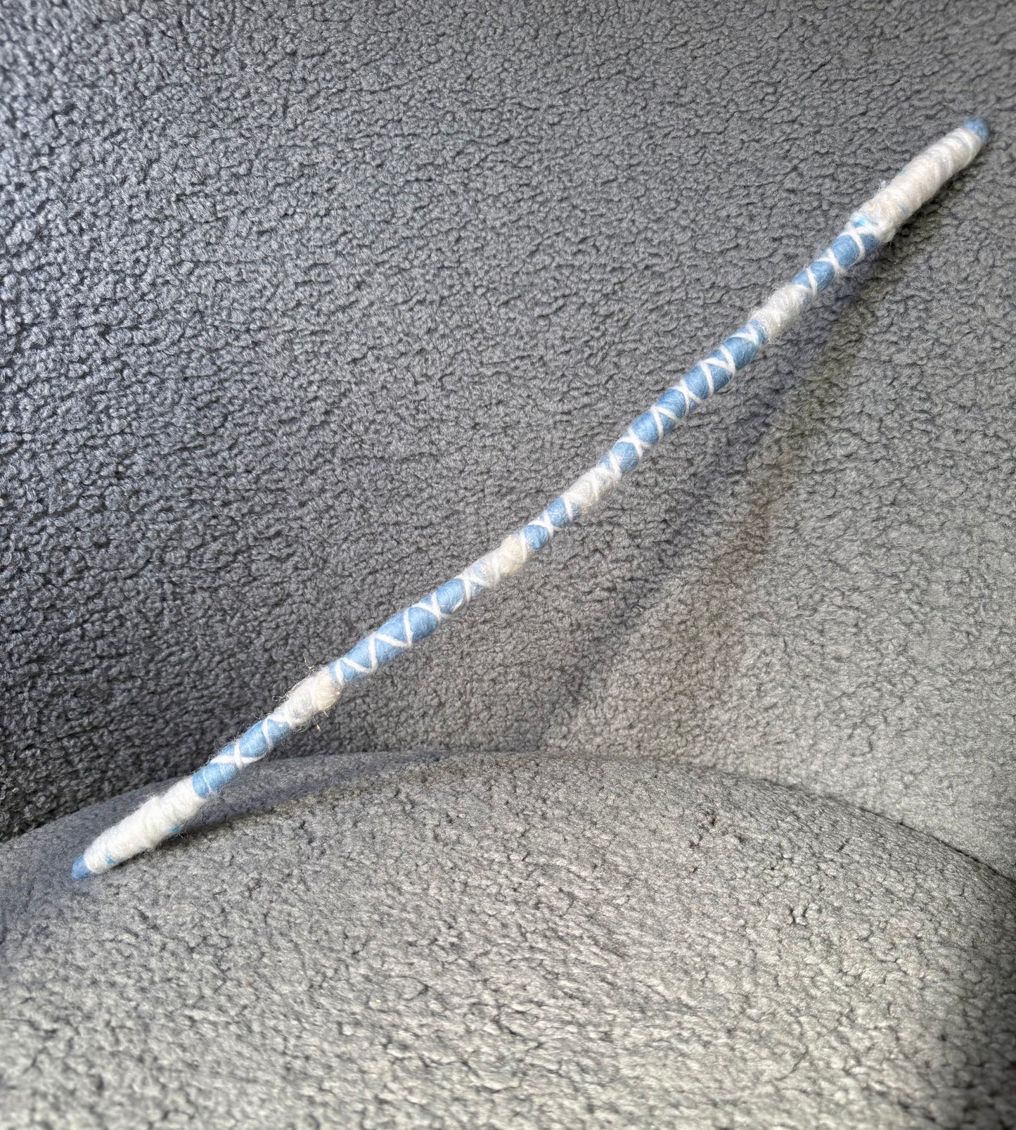 Dreadlock Spiral Tie - Clear Skies