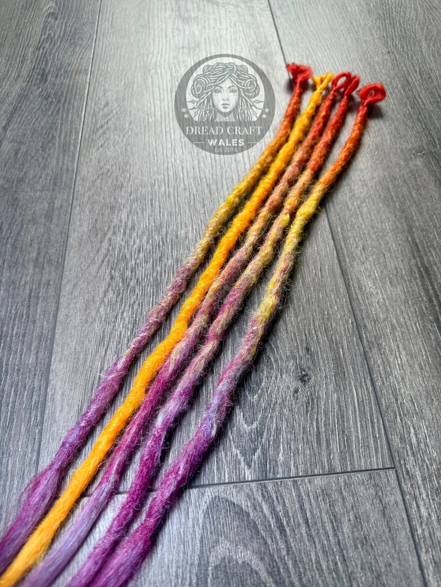 Rainbow SE Dreadlock Extensions - 5 Pack